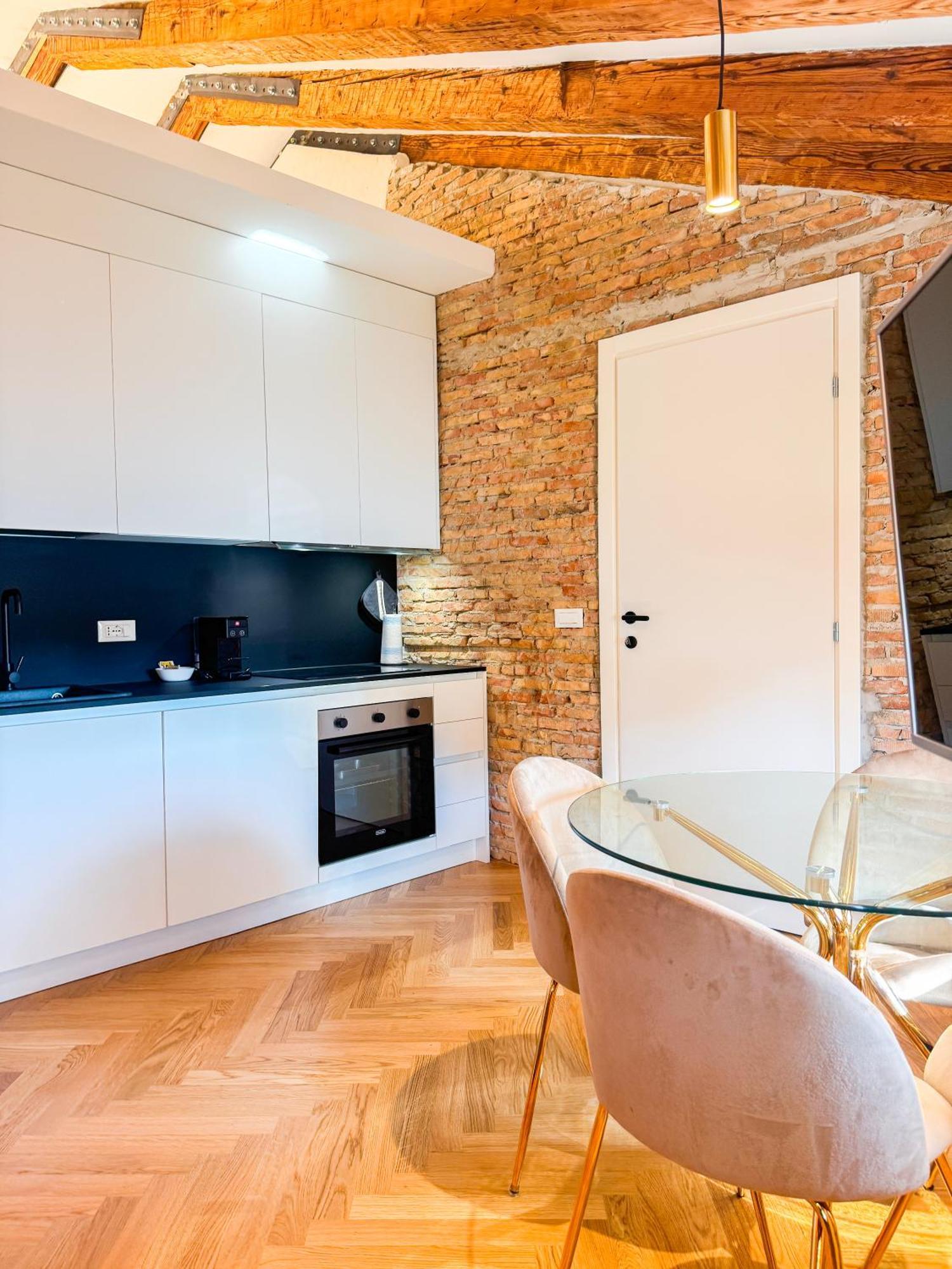 Trieste Boulevard Apartments Екстер'єр фото